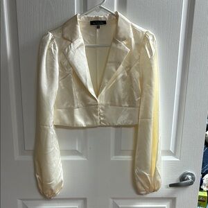 Elegant Cream Satin Cropped Blazer